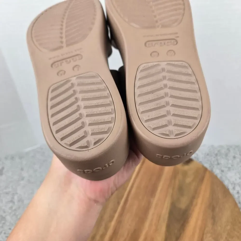 Crocs Womens 7 Brooklyn Latte Brown Buckle Low Double Strap Casual Wedge Sandal